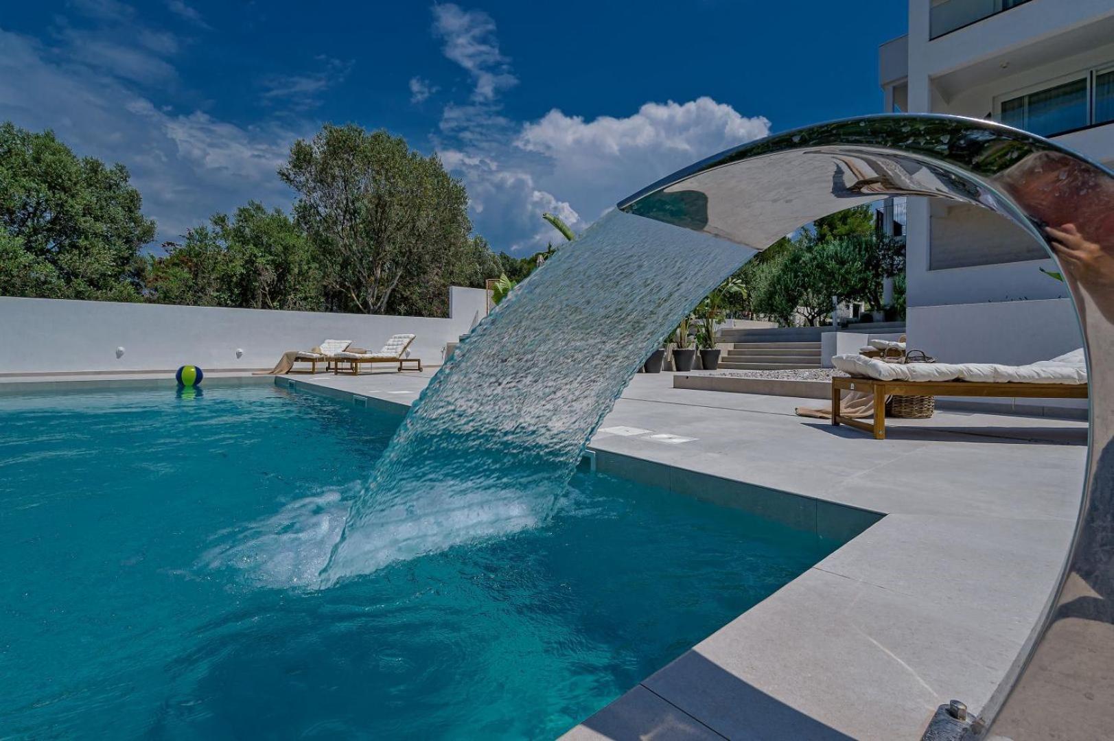 Luxury Villa Del Sogno With Pool, Jacuzzi, Parking Округ-Горній Екстер'єр фото